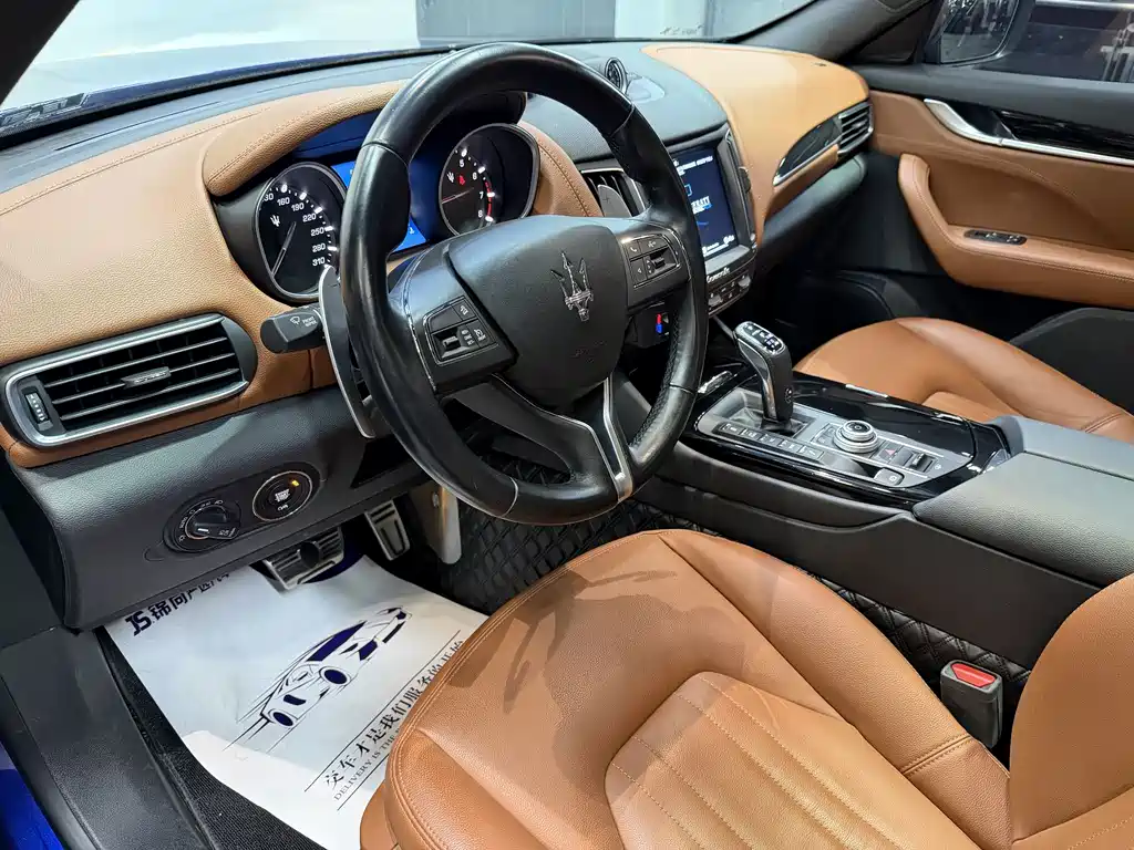 MASERATI LEVANTE