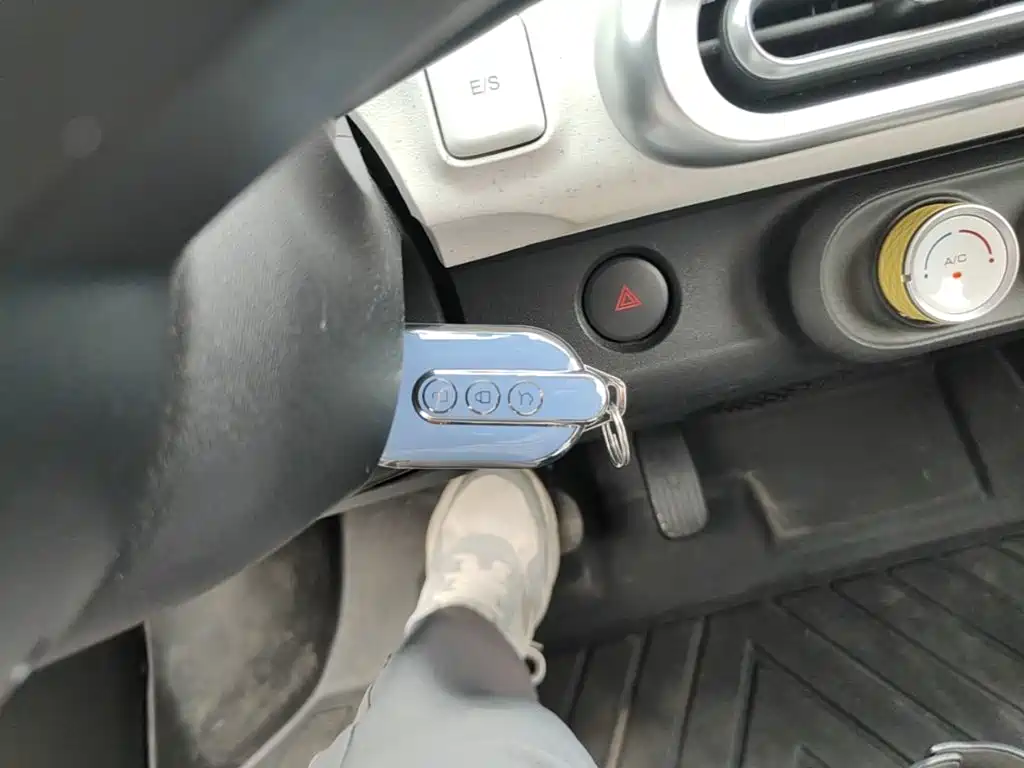 Wuling MINIEV — миниатюра 9