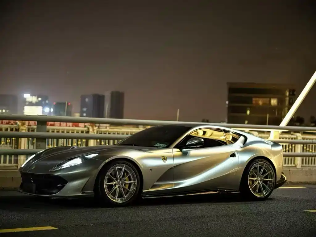 Ferrari 812 2020
