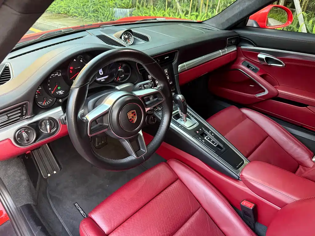 Porsche 911 2016 Carrera 3.0T