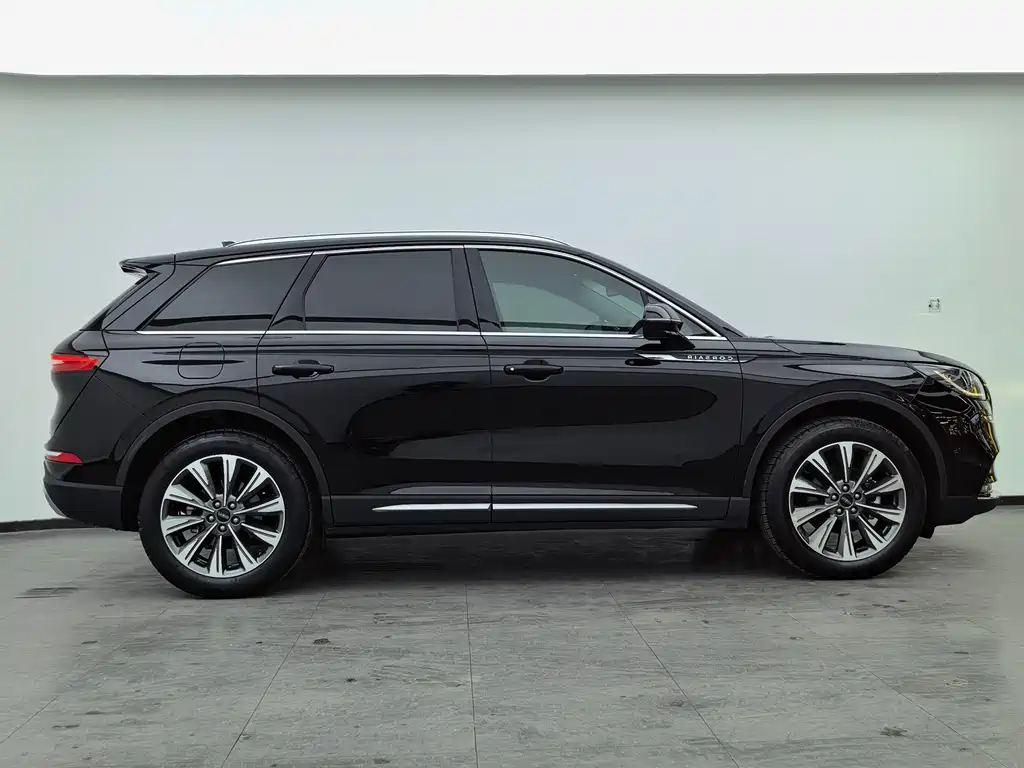 Lincoln Corsair 2022 2.0T