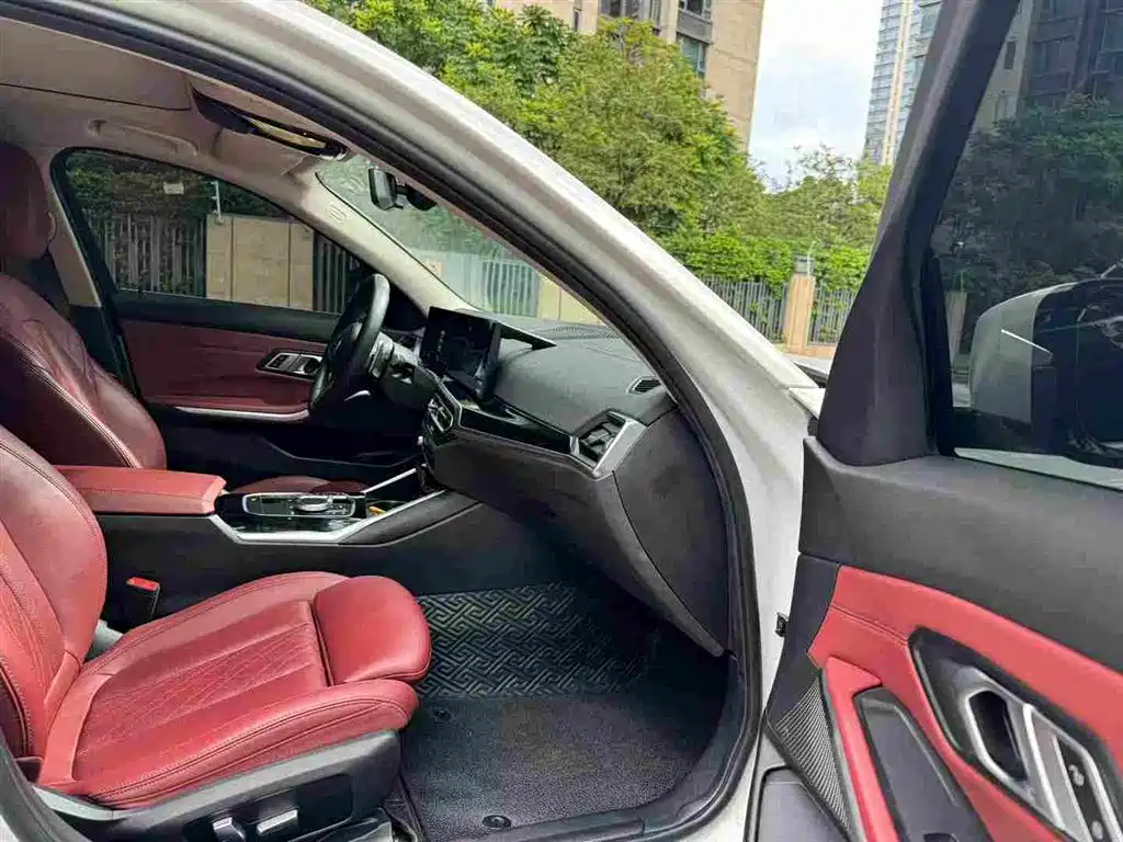 BMW 3 Series — миниатюра 8