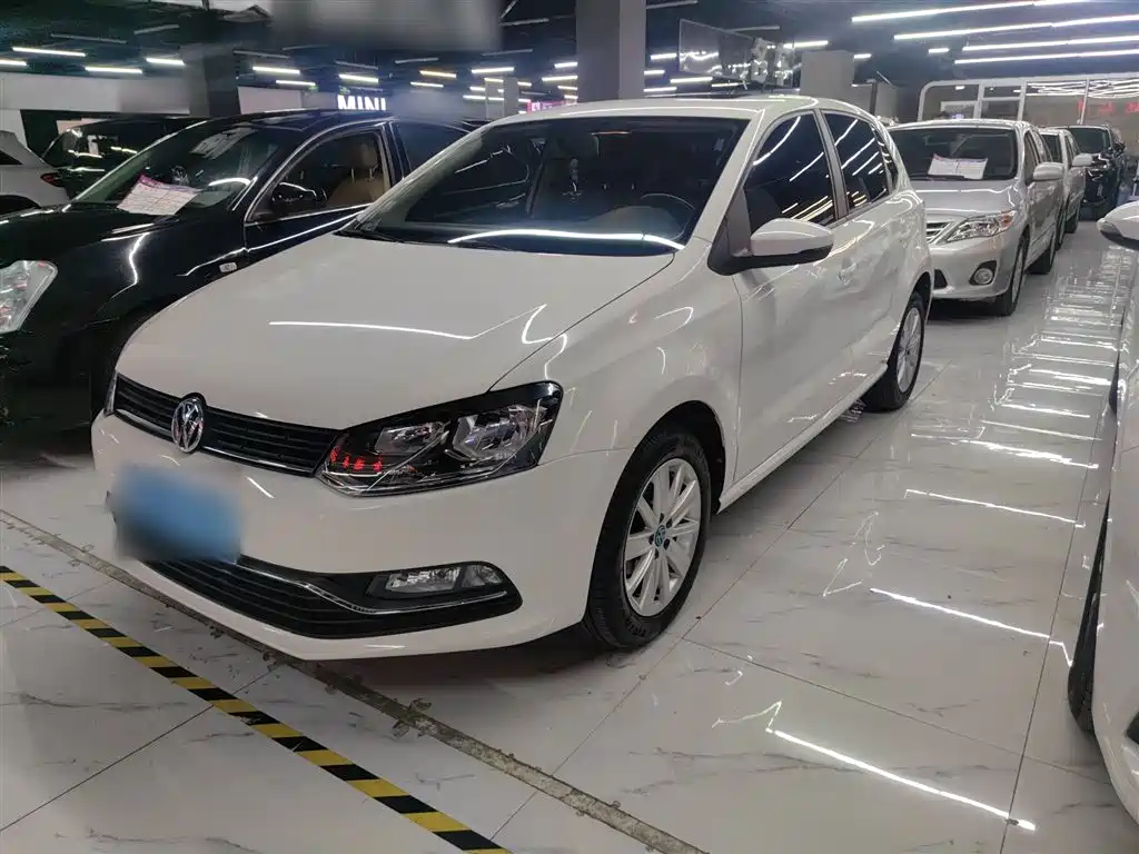 Volkswagen Polo 2016