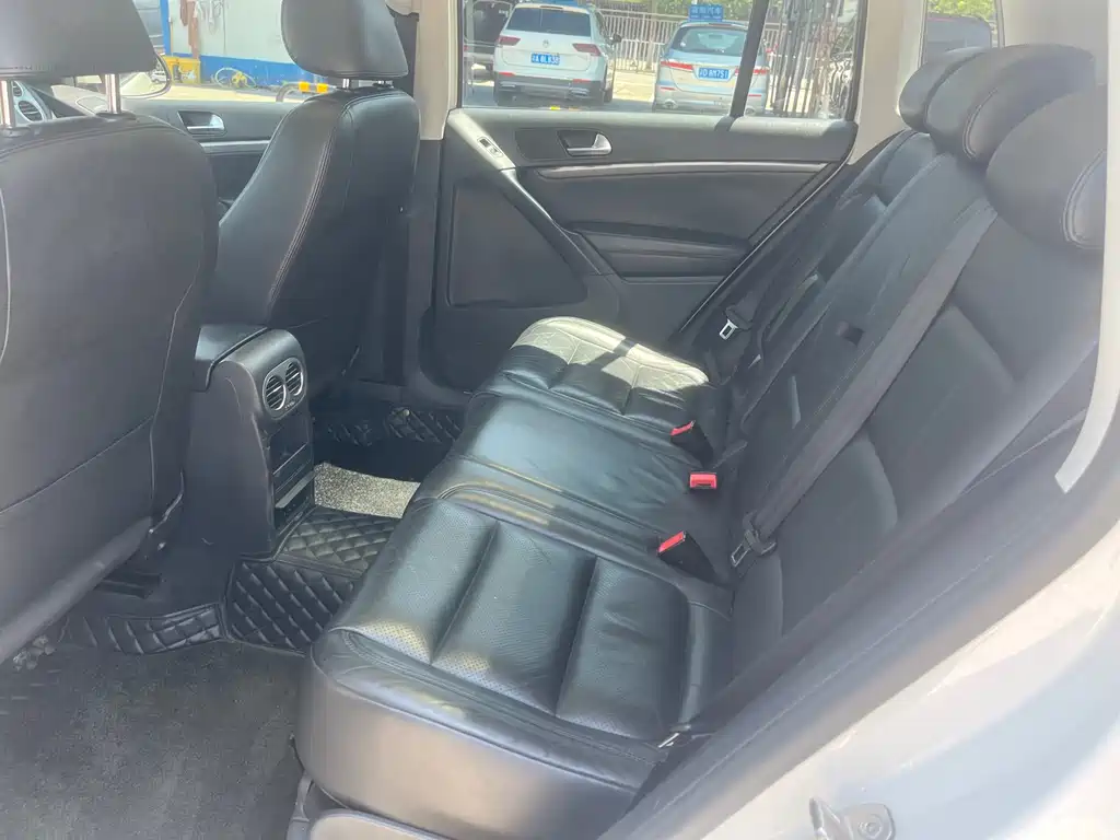 Volkswagen Tiguan — миниатюра 17