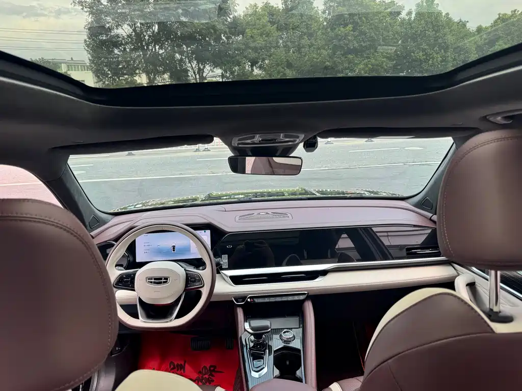 Geely Xingyue L — миниатюра 13