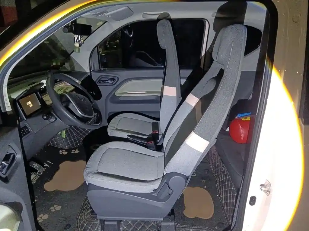 Wuling MINIEV — миниатюра 8