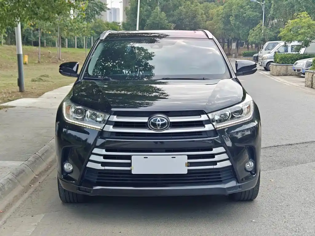 Toyota Highlander — миниатюра 3