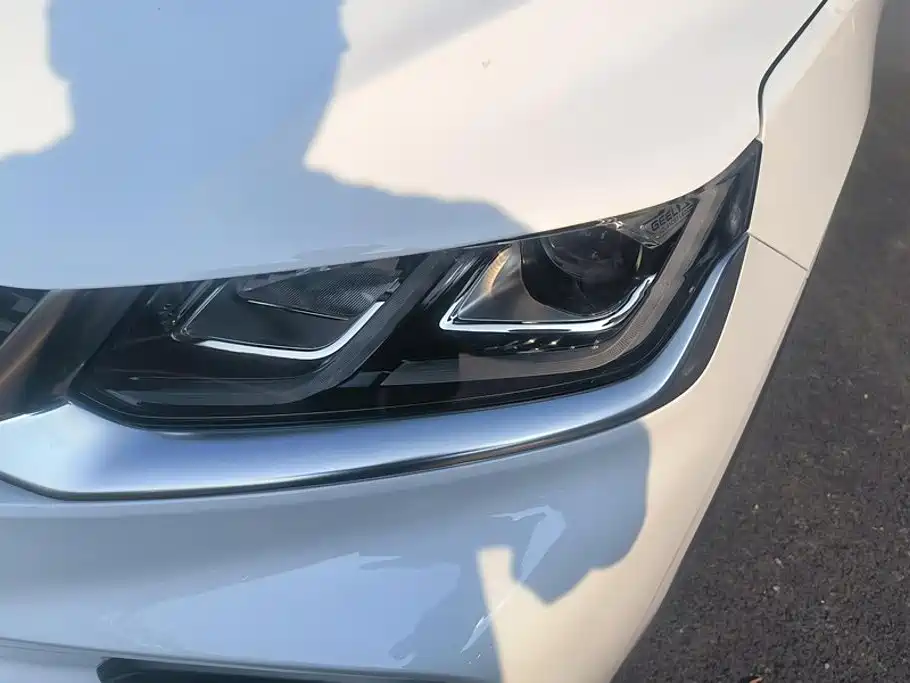 Geely Binyue — миниатюра 5