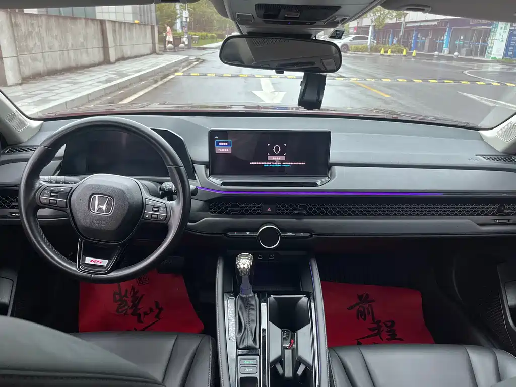 Honda Accord — миниатюра 16