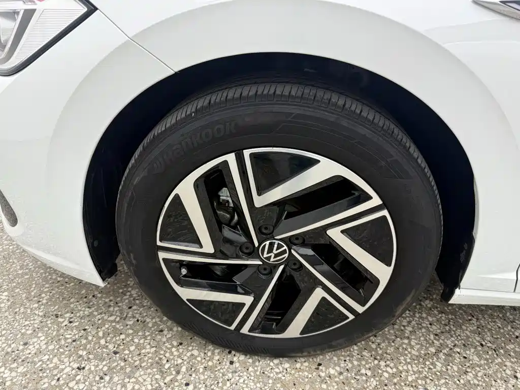 Volkswagen Sagitar — миниатюра 15