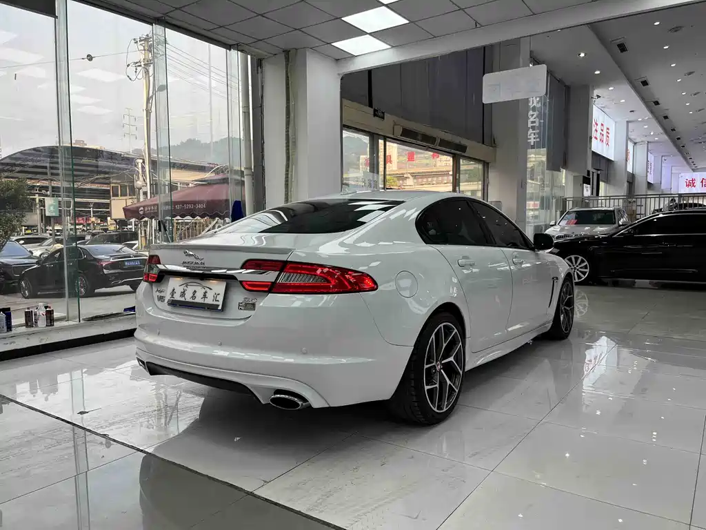 Jaguar XF 2015 XF 3.0 SC R-Sport