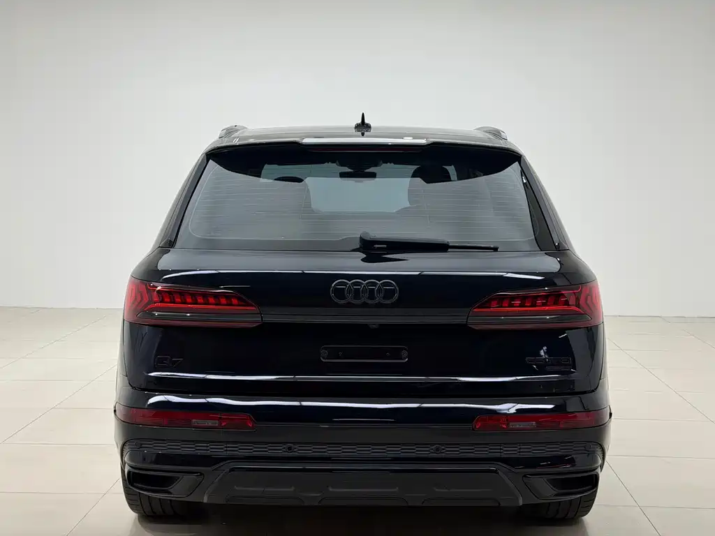 Audi Q7 — миниатюра 24