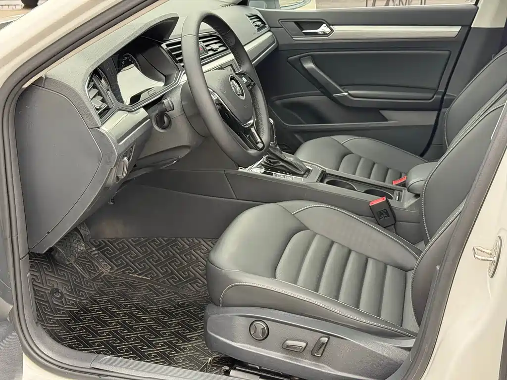 Volkswagen Lamando — миниатюра 6