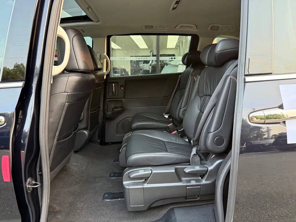Honda Odyssey — миниатюра 9