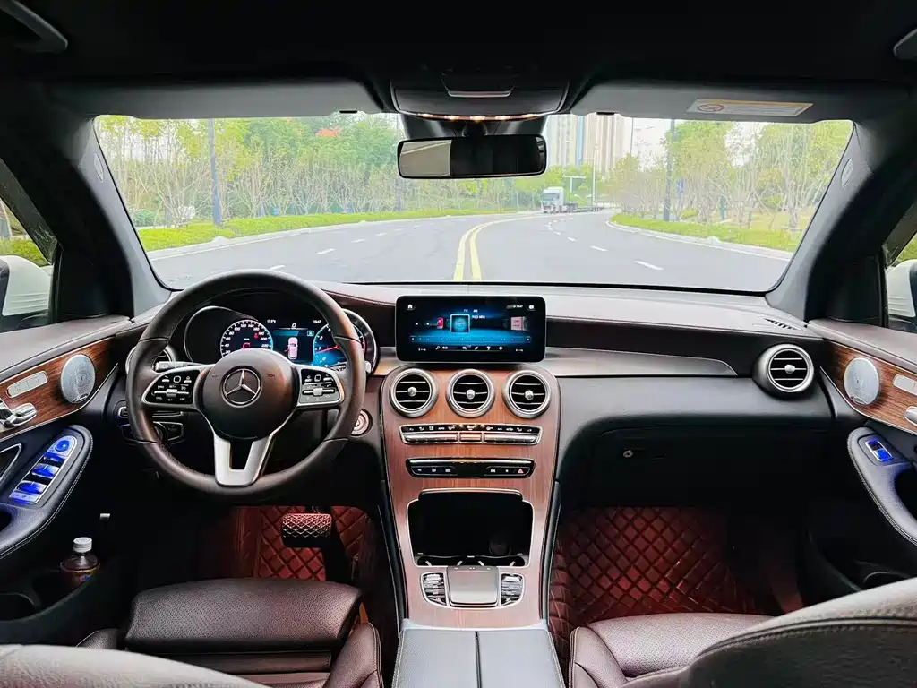 Mercedes-Benz GLC — миниатюра 6