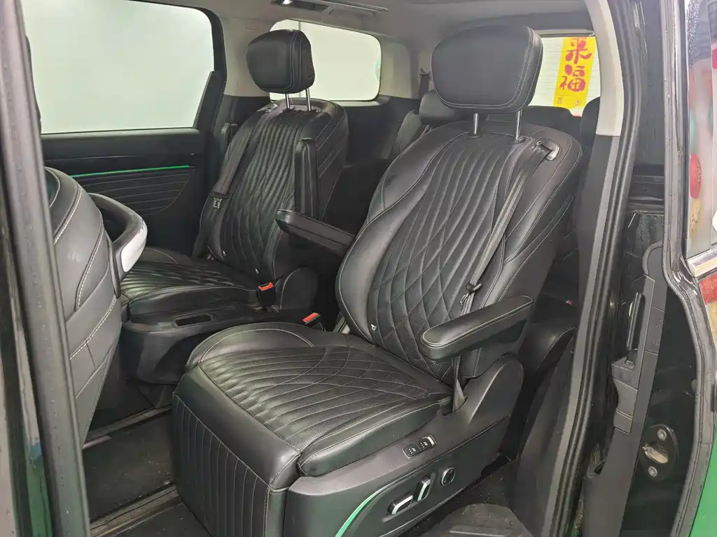 Maxus G90 2022 2.0T мест