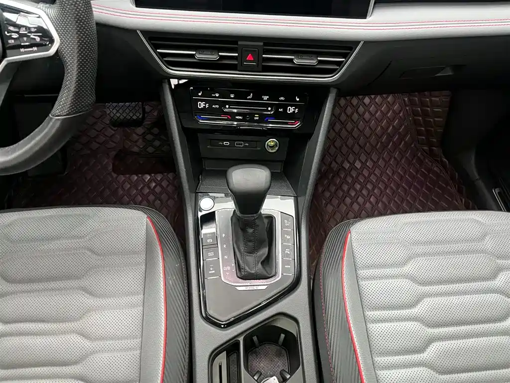 VOLKSWAGEN TIGUAN L NEW ENERGY