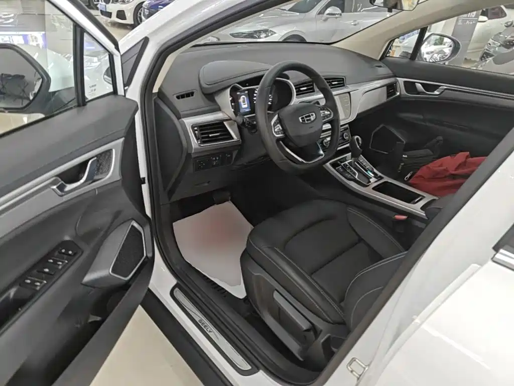 Geely Emgrand GS — миниатюра 16
