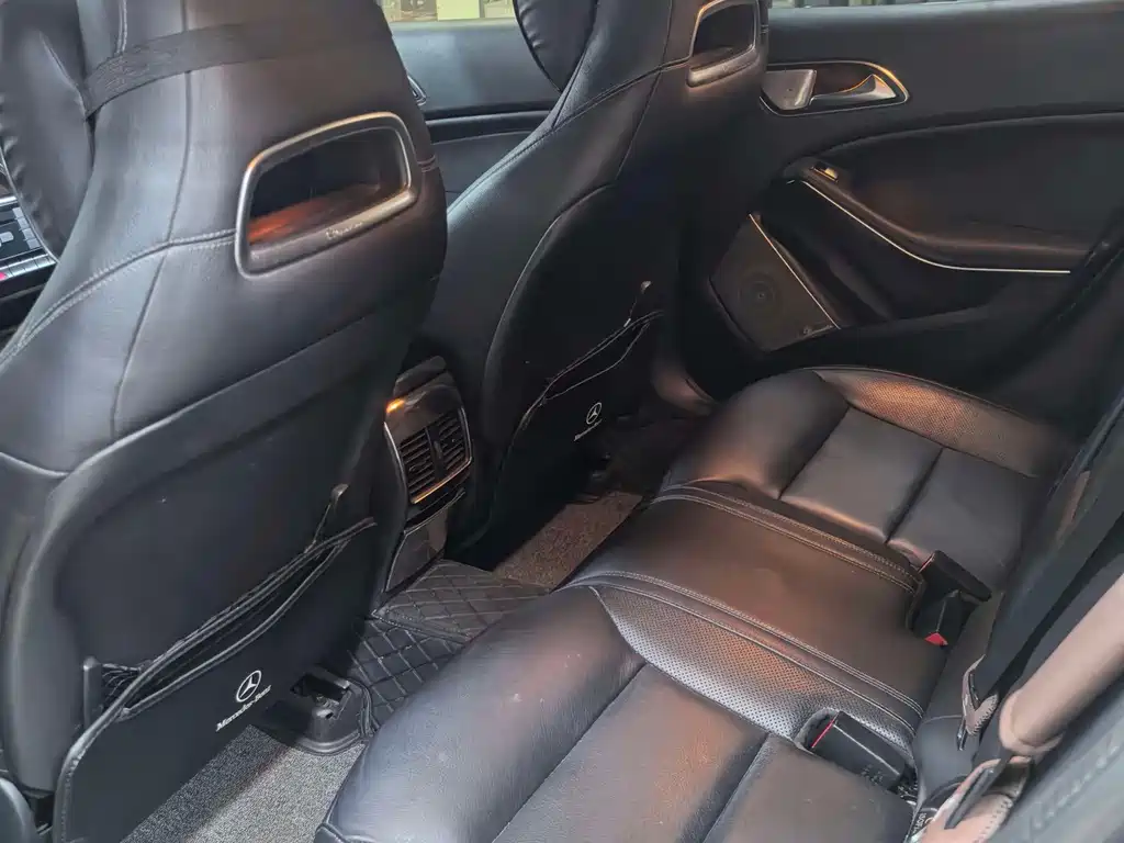Mercedes-Benz GLA — миниатюра 5