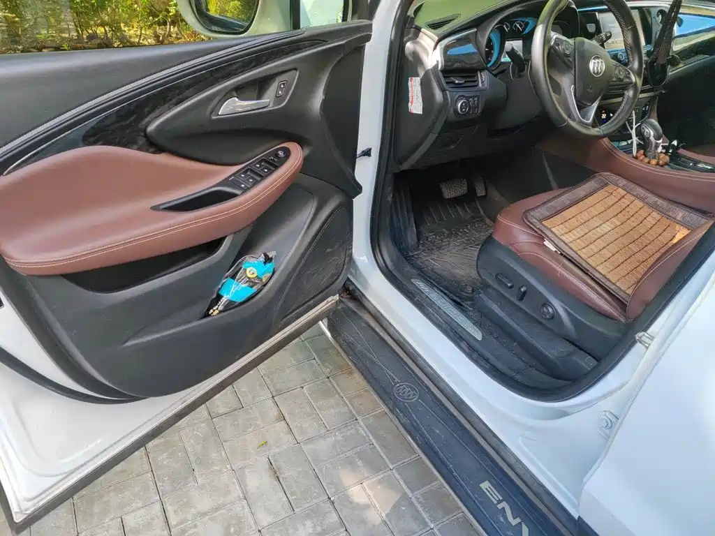 Buick Envision Plus — миниатюра 17