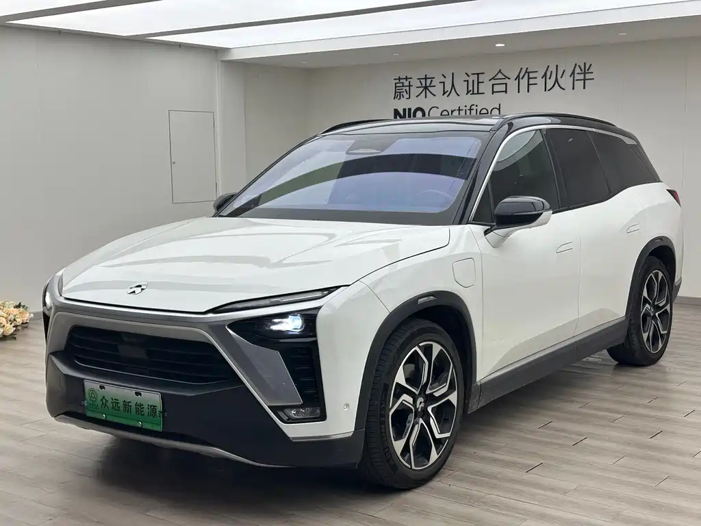 NIO ES8 2020 415KM мест