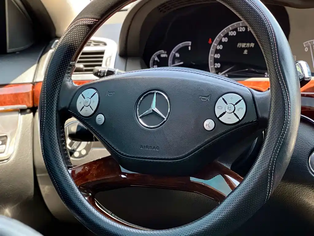 Mercedes-Benz S-Class — миниатюра 10