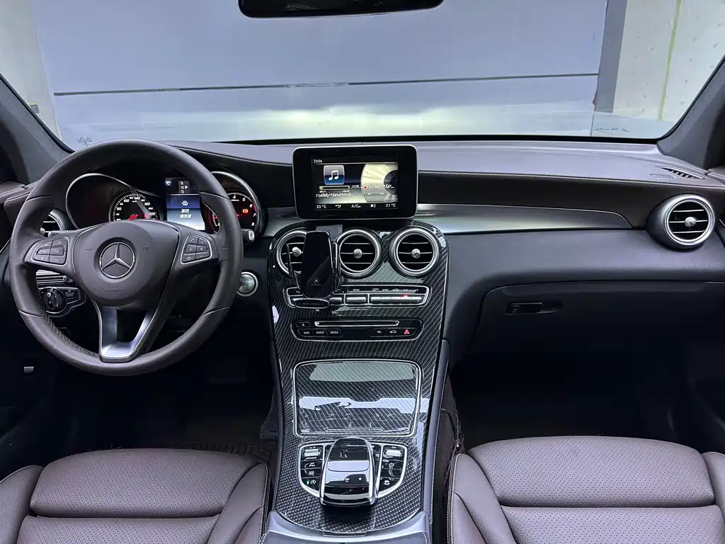 Mercedes-Benz GLC 2017 GLC 260 4MATIC