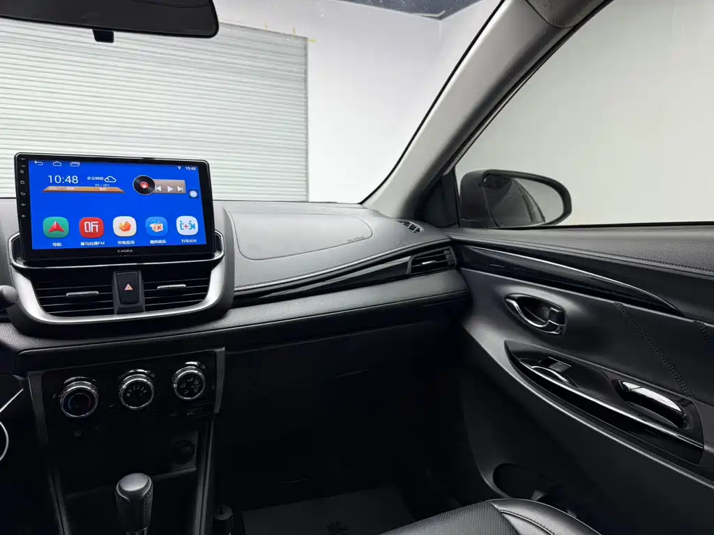 TOYOTA YARIS L ZHIXUAN