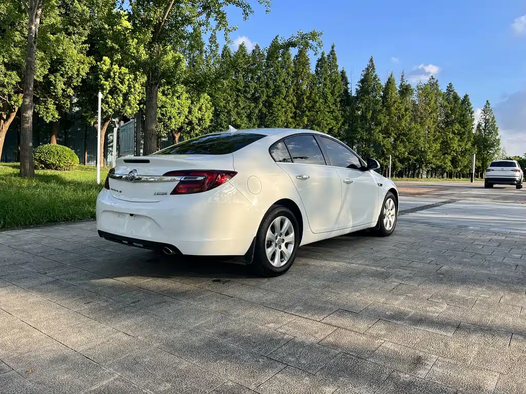 Buick Regal — миниатюра 8