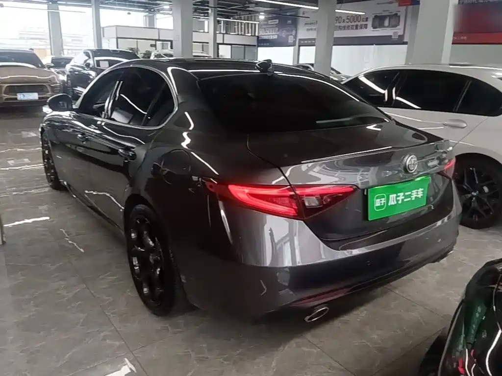 Alfa Romeo Giulia — миниатюра 5