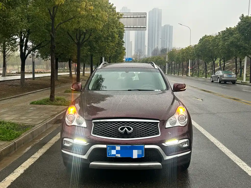 INFINITI QX50