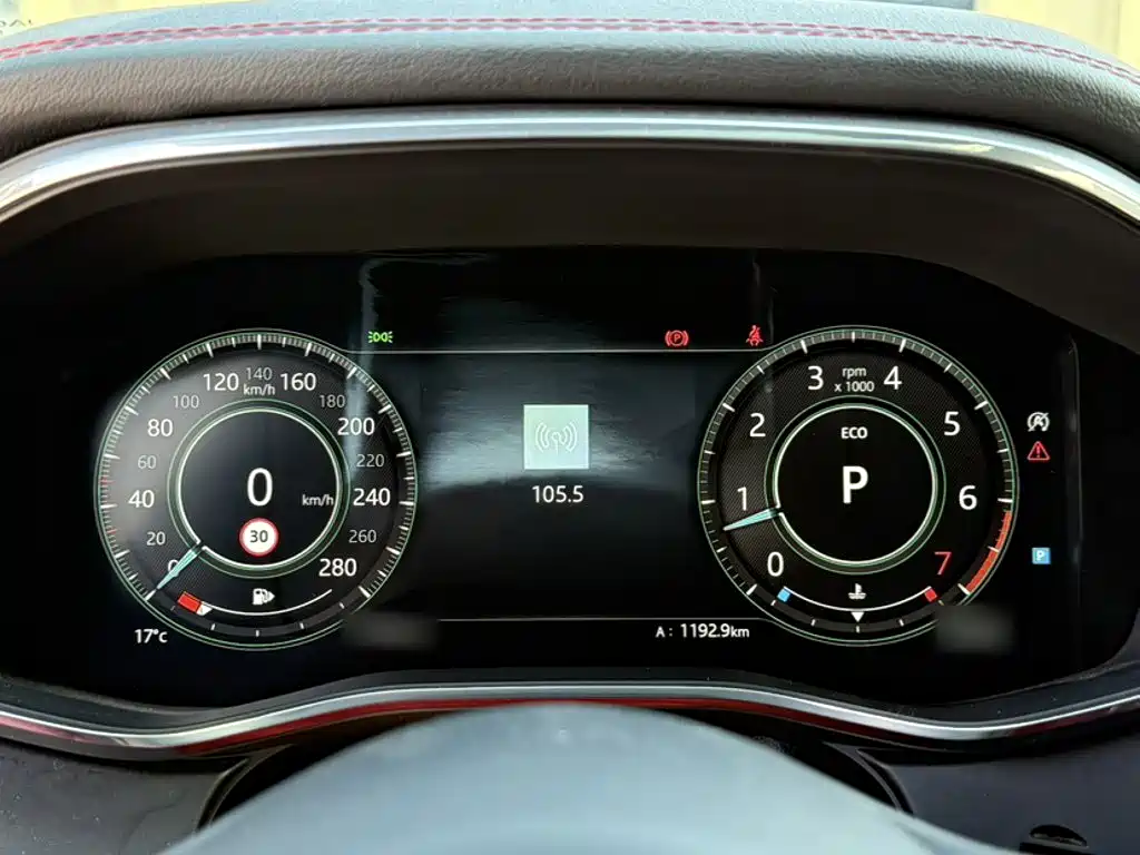 Jaguar F-PACE — миниатюра 8