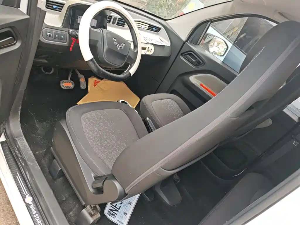 Wuling MINIEV — миниатюра 15