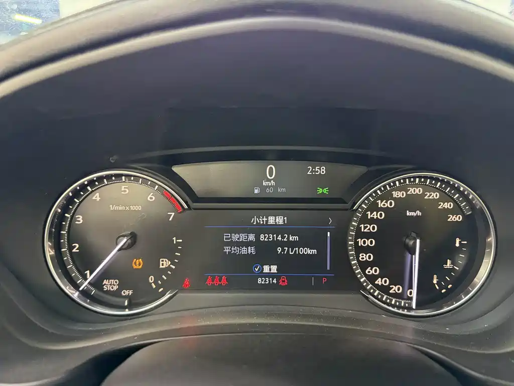 Cadillac XT4 — миниатюра 12