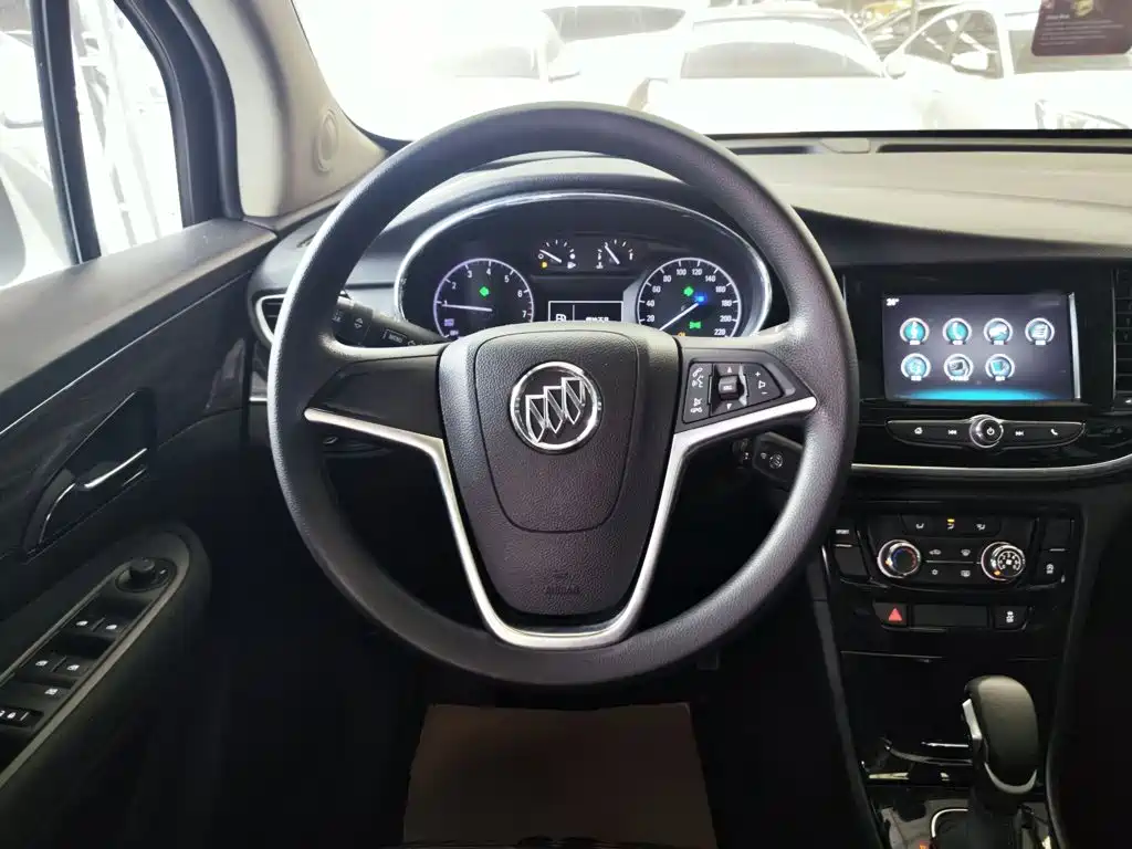 Buick Encore — миниатюра 11