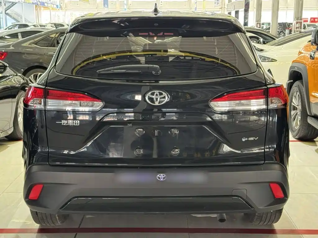 Toyota Corolla Cross — миниатюра 11
