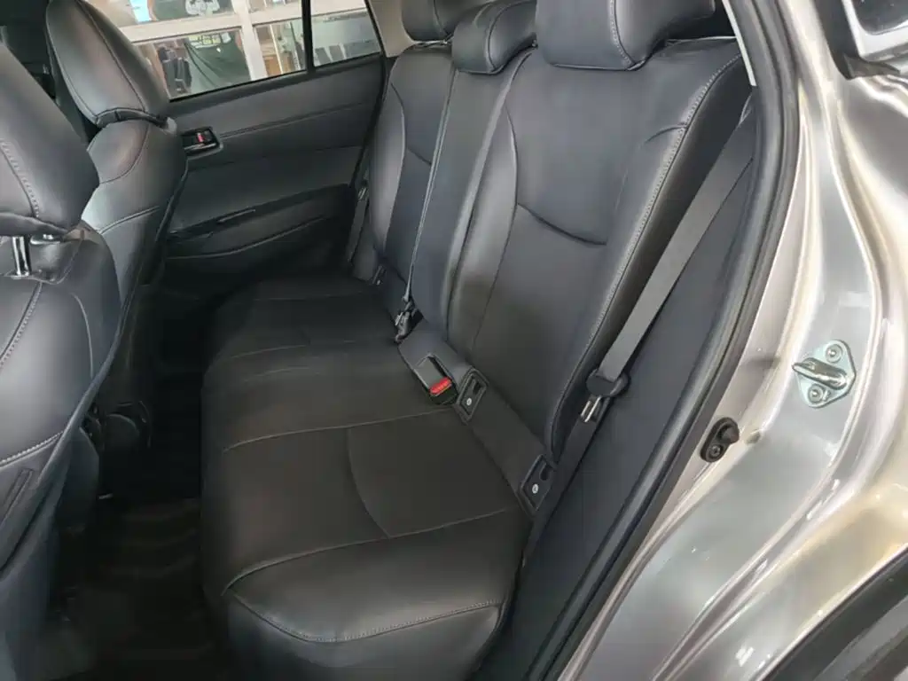 Toyota Corolla Cross — миниатюра 22