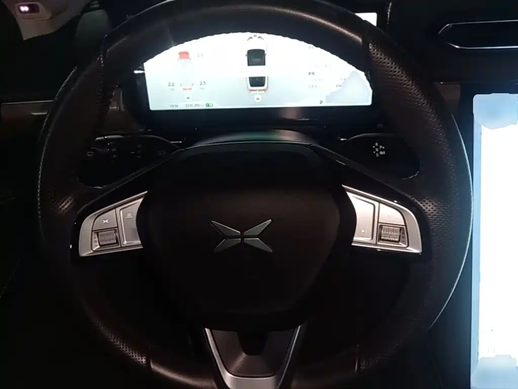 XPeng P5 — миниатюра 11