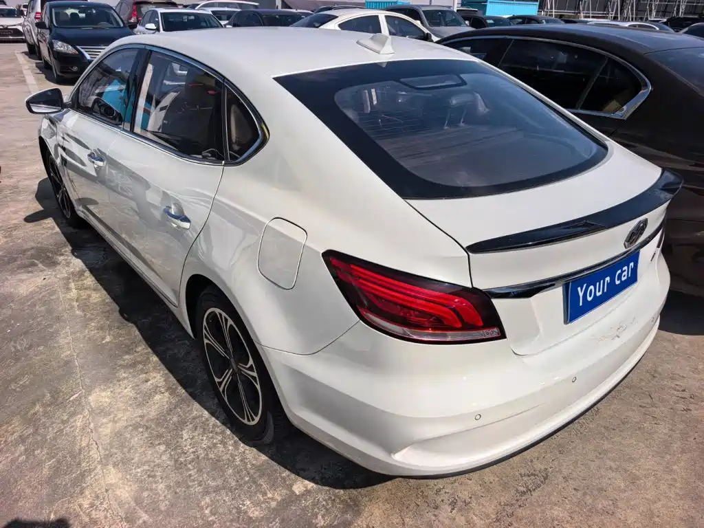 MG MG6 — миниатюра 4