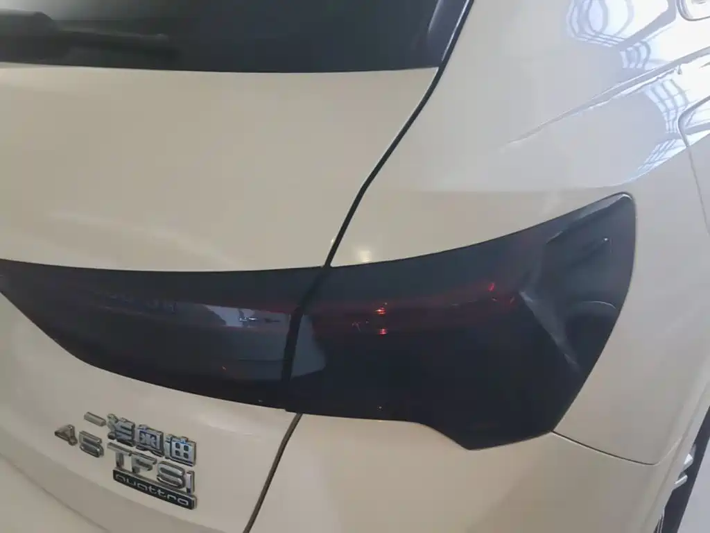 Audi Q3 — миниатюра 8