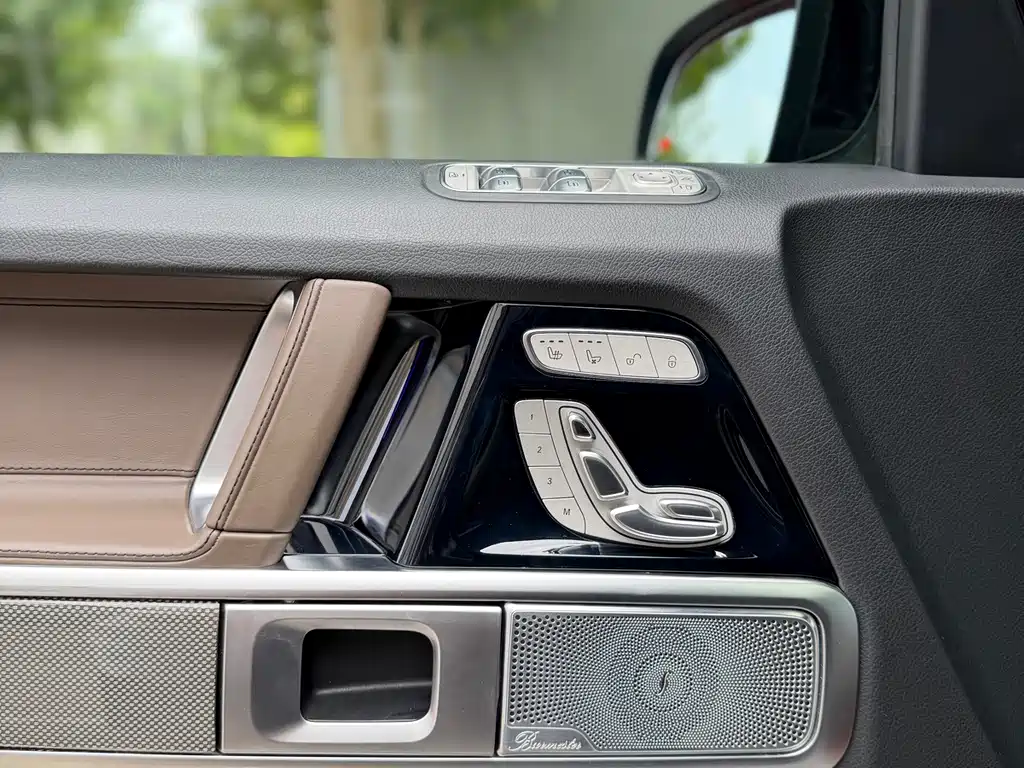 Mercedes-Benz G-Class — миниатюра 11