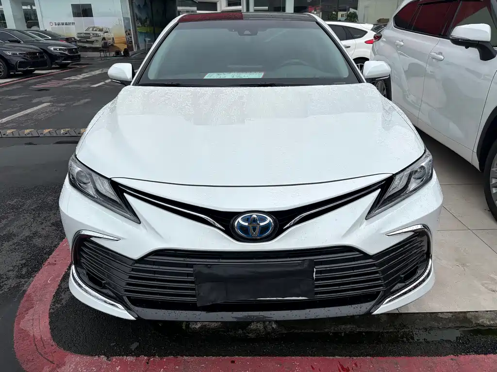 Toyota Camry 2023 2.5HG Luxury