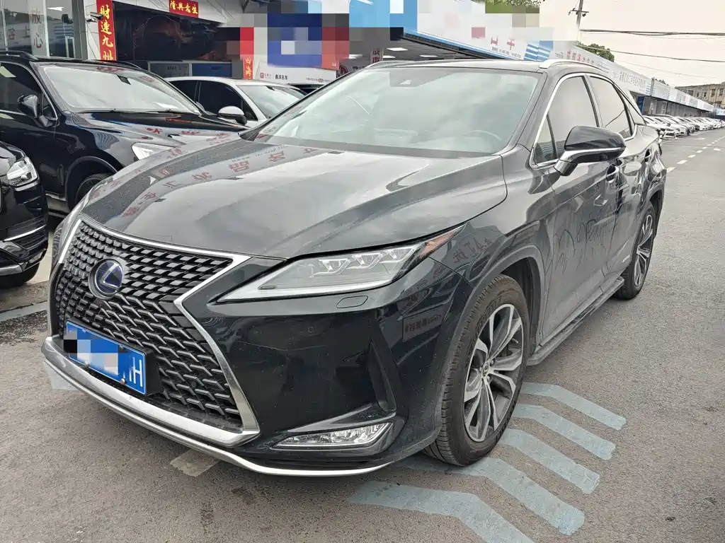 Lexus RX 2021