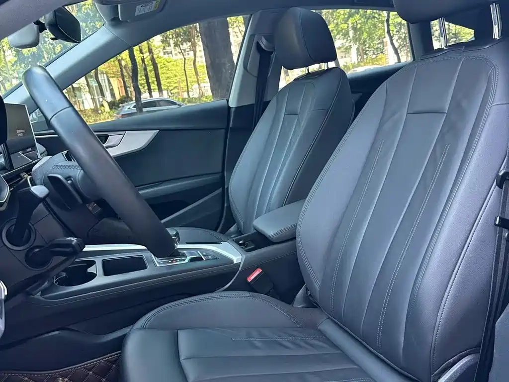 Audi A5 (Import) — миниатюра 8
