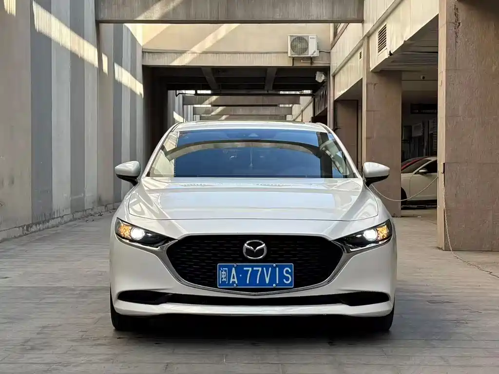 MAZDA 3 ANGKESAILA