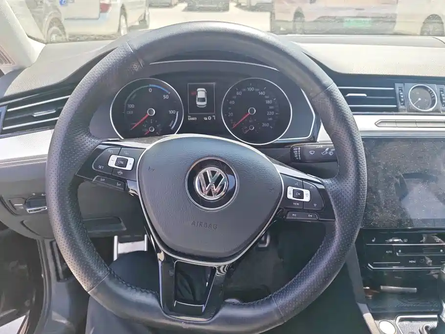 Volkswagen Magotan PHEV — миниатюра 14