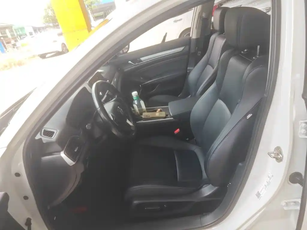 Honda Accord — миниатюра 15