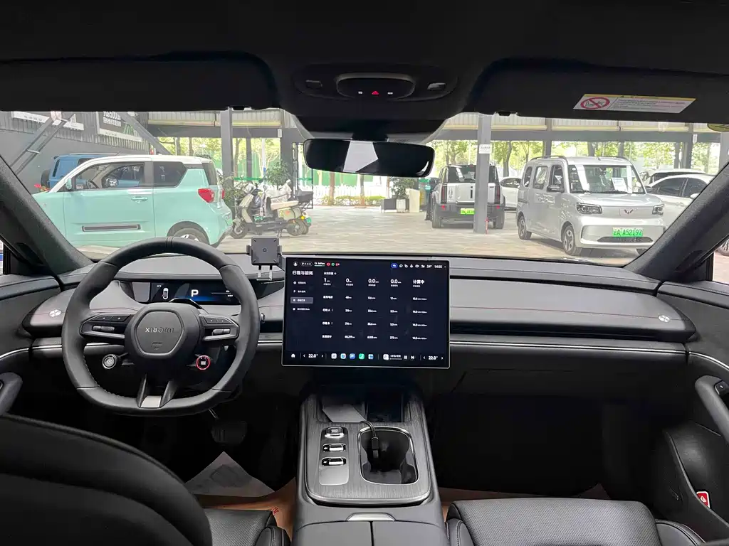 Xiaomi SU7 — миниатюра 12