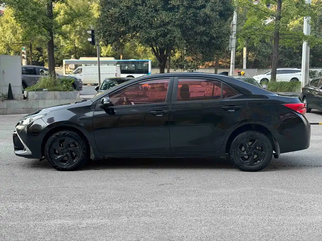 Toyota Levin — миниатюра 4