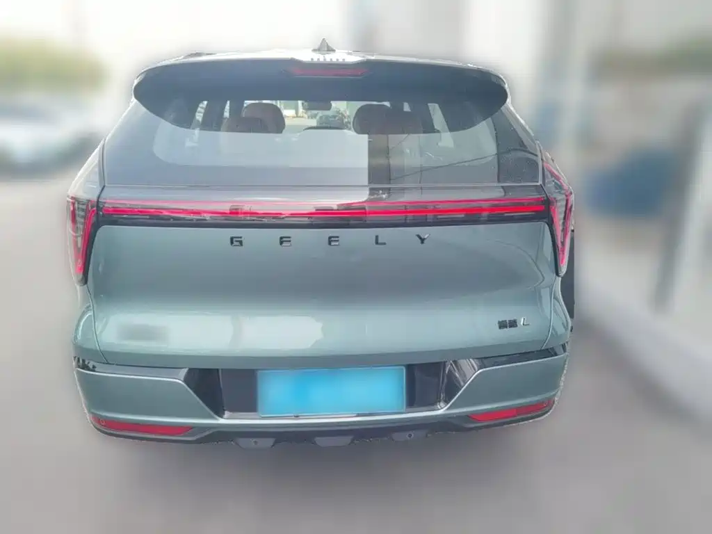 Geely Boyue L — миниатюра 8